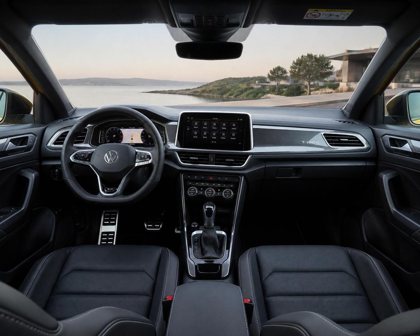 découvrez tout sur le vw t-roc suv : ses caractéristiques clés, ses avantages et pourquoi il séduit les amateurs de suv compacts.